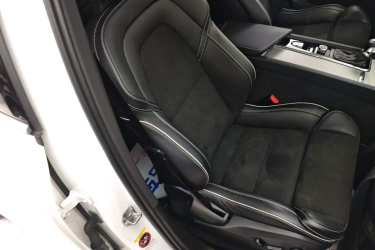 Used Volvo XC60 2018 T5 4x4 Smart & Sporty Edition