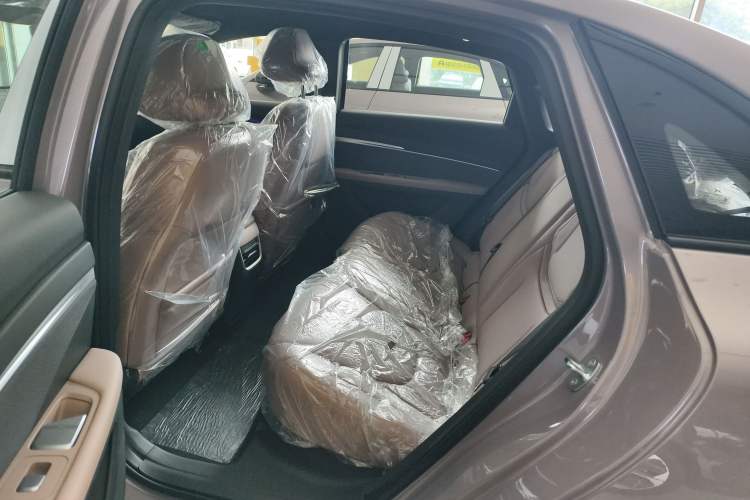 Used XPeng MONA M03 2025 620 Ultra-Long Range Plus
