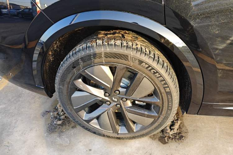 Used Li Auto L9 2024 Ultra Model
