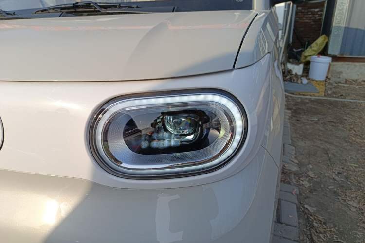 TDK.VehicleDetails.img