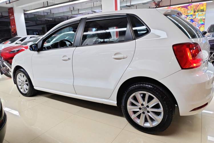 Used Volkswagen Polo 2014 1.6L Automatic Comfort Edition