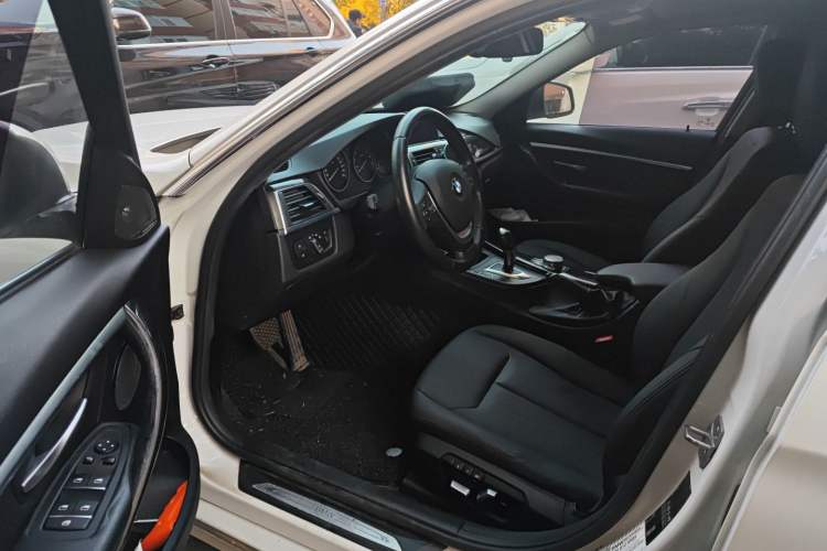 Used BMW 3 Series 2017 320Li Luxury Design Package
