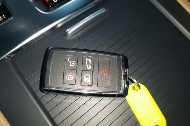 Used Jaguar F-PACE 2023 P250 HSE