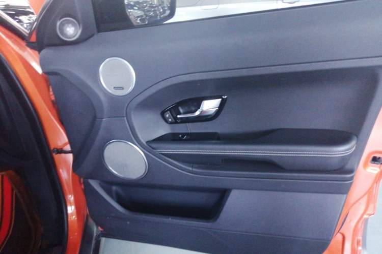 Used Land Rover Range Rover Evoque 2015 2.0T Orange Edition Limited Model
