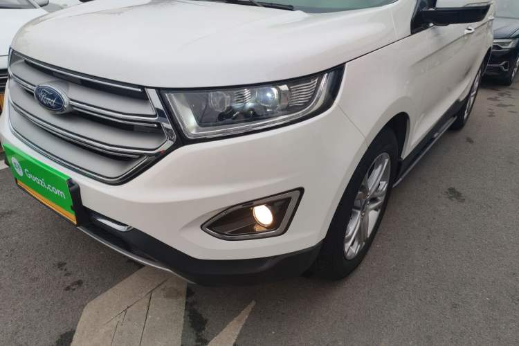 Used Ford Edge 2018 EcoBoost 245 Two-Wheel-Drive Titanium 7-Seater China VI Standard

