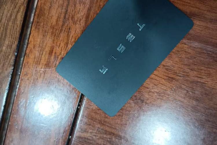 Used Tesla Model 3 2019 Long-Range All-Wheel-Drive Version
