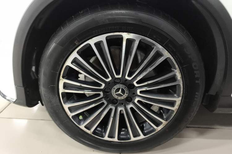 Used Mercedes-Benz GLC 2018 GLC 260 4MATIC Dynamic Edition
