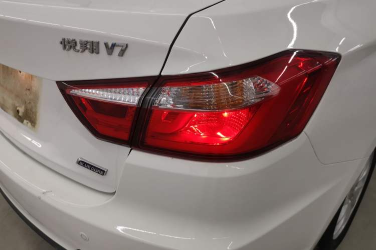 Used Changan Alsvin V7 2015 1.6L Manual Enjoyment Model China IV Standard