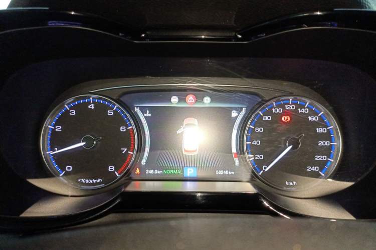 Used GAC Trumpchi GS7 2017 280T Two-Wheel Drive Luxury Model
