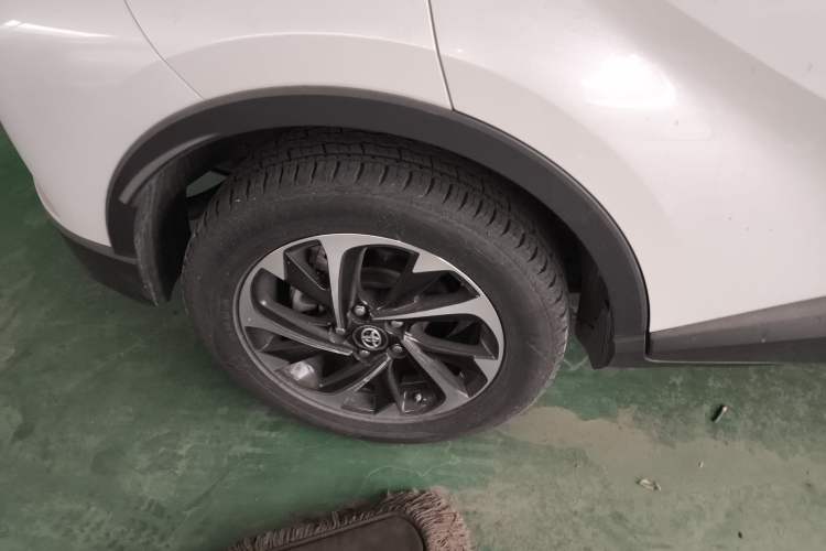 Used Toyota IZOA 2020 2.0L Yichi Version