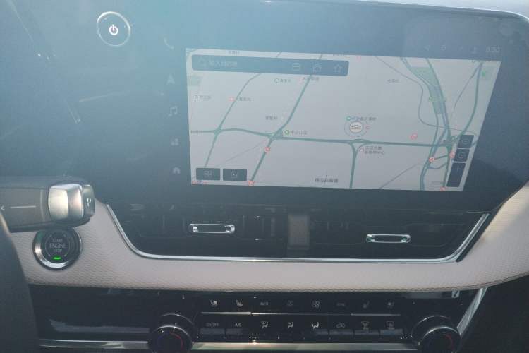 Used Chevrolet Equinox Plus 2024 155km ACTIV Ultimate Edition