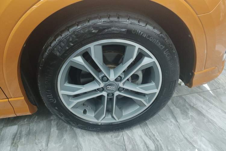 Used Audi Q3 2020 40 TFSI Fashion Dynamic Model
