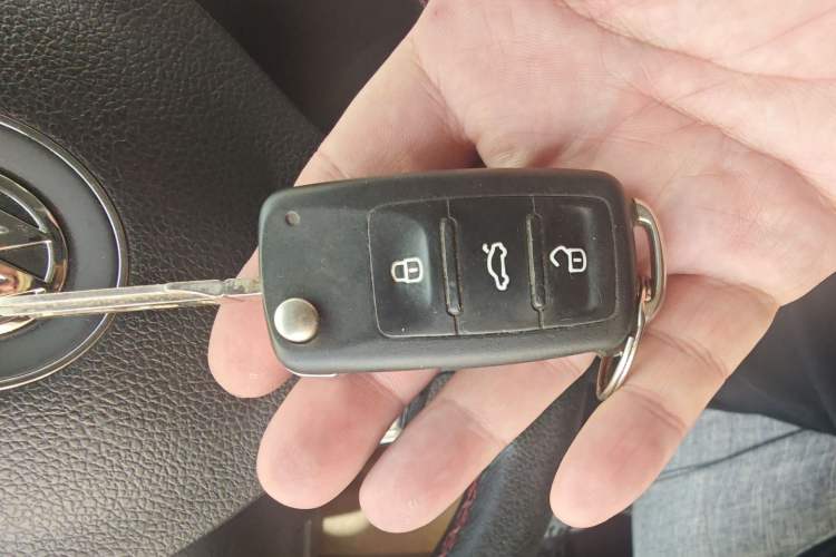 Used Volkswagen Touran 2013 1.4T Manual Fashion Edition 5 Seats
