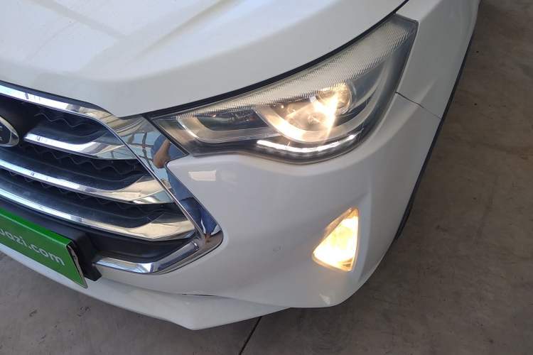 Used  Refine S3 2017 1.6L CVT Luxury Smart Model
