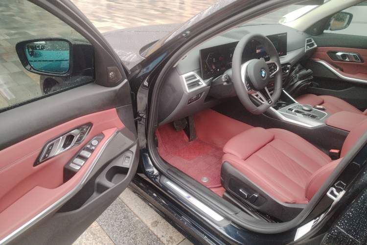 Used BMW 3 Series 2025 330Li M Sport Shadowline Package