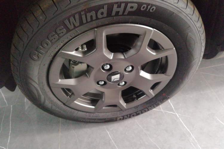 Used Baojun Spark EUV 
