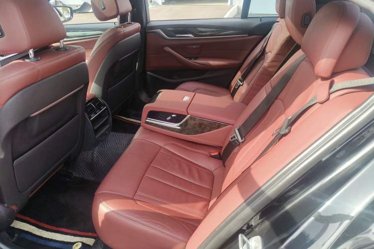 Used BMW 5 Series 2019 530Li Leading Model M Sport Package