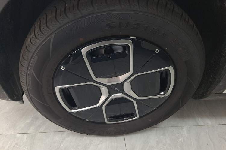 Used AION UT 2025 330 Starlight Edition
