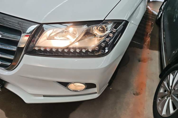 Used Haval H2 2018 1.5T Dual-Clutch Two-Wheel Drive Fashion Model China VI Standard
