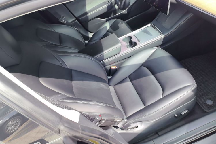 Used Tesla Model 3 2022 Rear-Wheel-Drive Version
