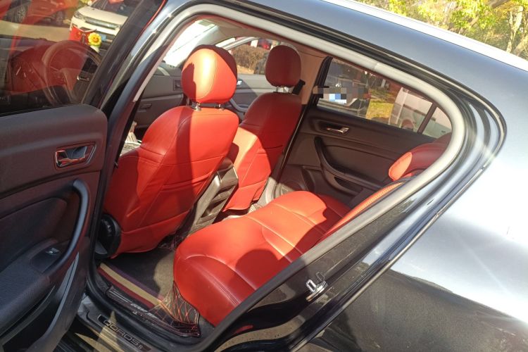 Used Qoros 5 2017 1.6T Automatic Leading Model
