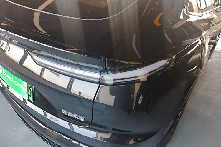 Used ONVO L60 2024 60 kWh Rear-Drive Version