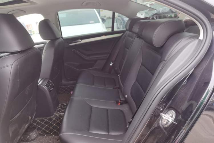 Used Volkswagen Sagitar 2018 1.6L Automatic Comfort Model
