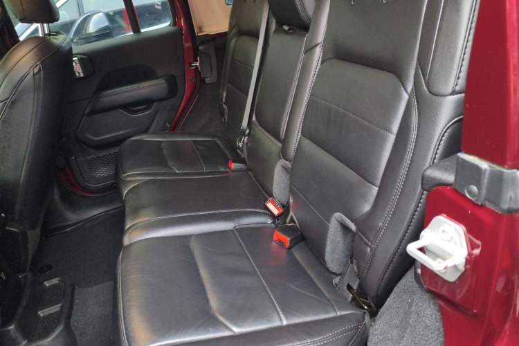 Used  Wrangler 2022 2.0T High Altitude Four-Door Edition