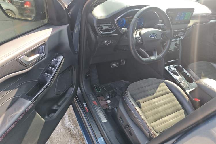 Used Ford Escape 2020 EcoBoost 245 Four-Wheel Drive ST-LINE Deluxe Edition