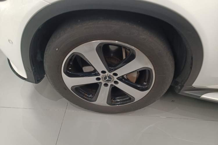 Used Mercedes-Benz GLC Coupe 2017 GLC 200 4MATIC Coupe SUV
