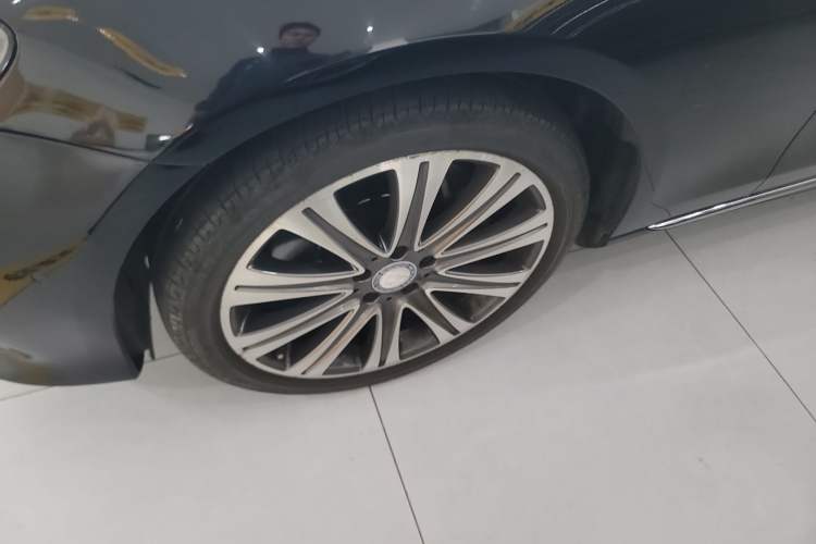 Used Mercedes-Benz E-Class 2016 E 300 L Luxury Model
