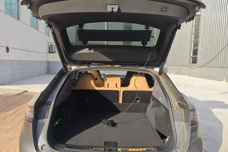 Used Hima Luxeed R7 2024 All-Electric 736 km Ultra
