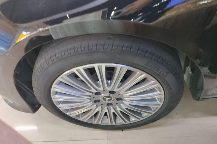 Used Mercedes-Benz E-Class 2022 Revised Version E 300 L Fashion Edition
