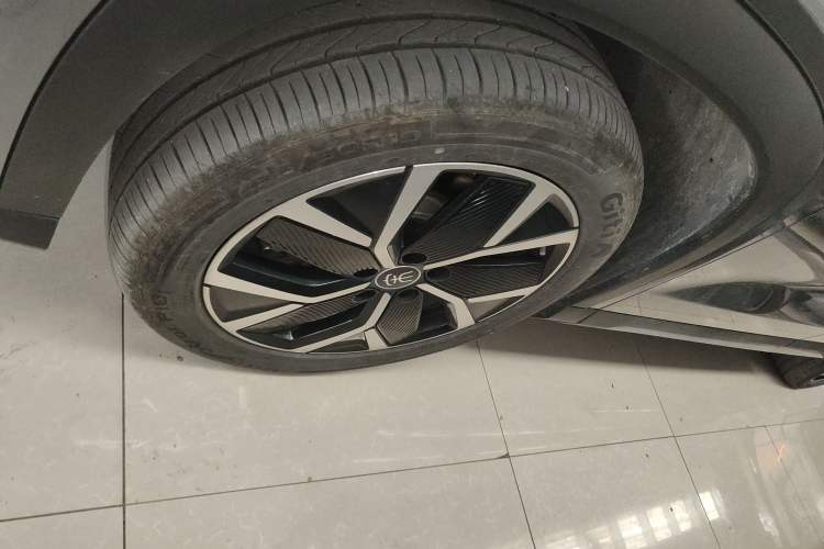 Used BYD Song L DM-i 2025 Intelligent Driving Version 160 km Beyond-Range Type