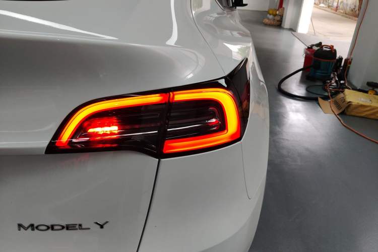 Used Tesla Model Y 2024 Rear-Wheel-Drive Version