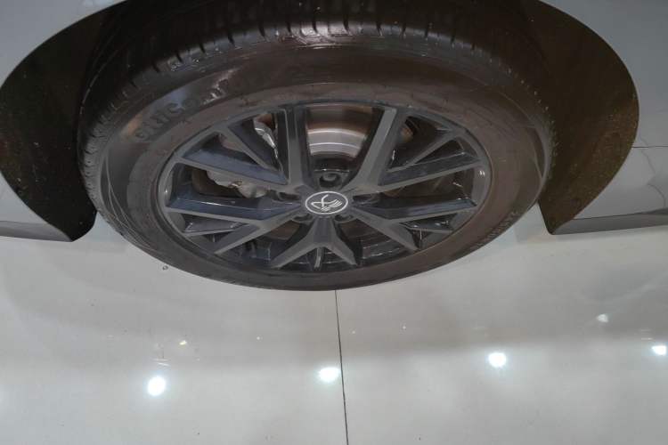 Used BYD Han 2024 DM-i Glory Edition 121KM Prestige Model
