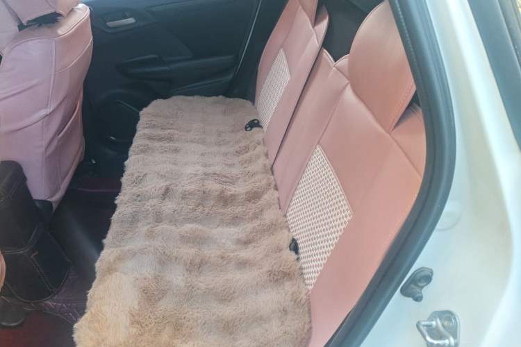 Used Honda Fit 2016 1.5L LXS CVT Comfort Sunroof Version
