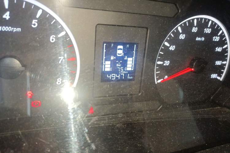 Used FORTHING Lingzhi 2019 M5 1.6L Exclusive Edition 7-Seater
