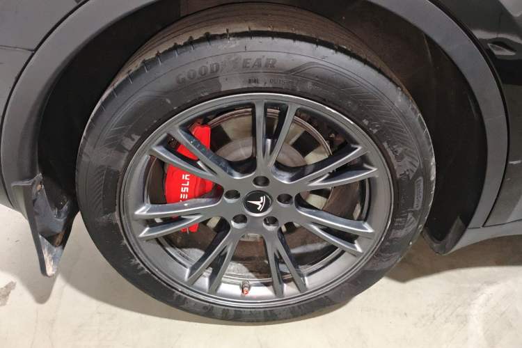 Used Tesla Model Y 2023 Rear-Wheel-Drive Version
