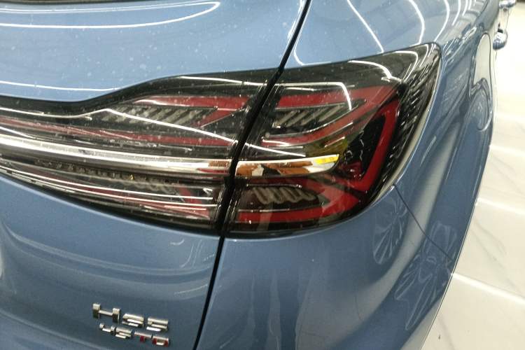 Used Hongqi HS5 2023 2.0T Four-Wheel Drive Flagship Pro Edition