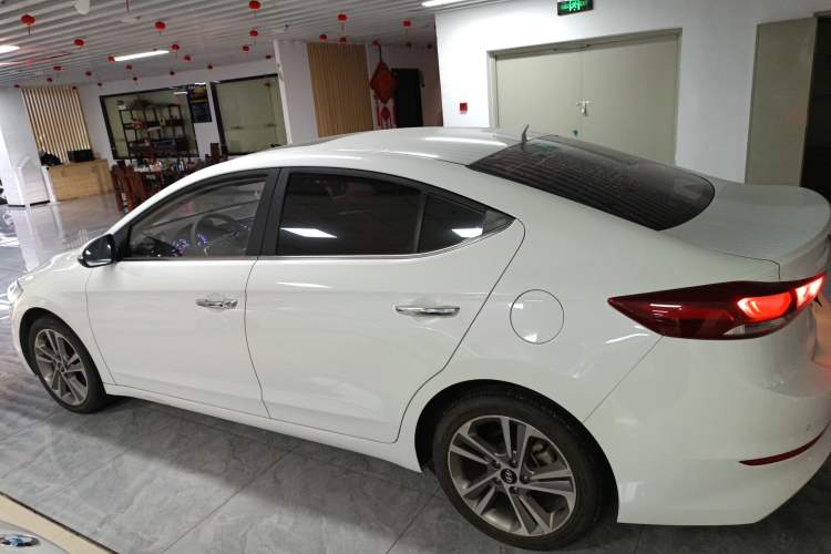 Used Hyundai Elantra 2016 1.6L Automatic ZhiXuan – Elite Version
