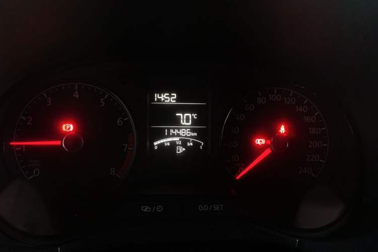 Used Volkswagen Polo 2016 1.4L Manual Fashion Model