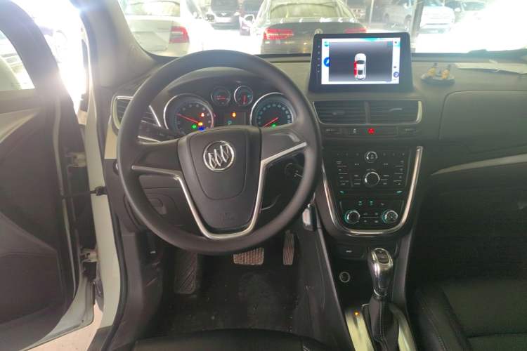 Used Buick Encore 2015 1.4T Automatic Two-Wheel Drive Urban Elite Version
