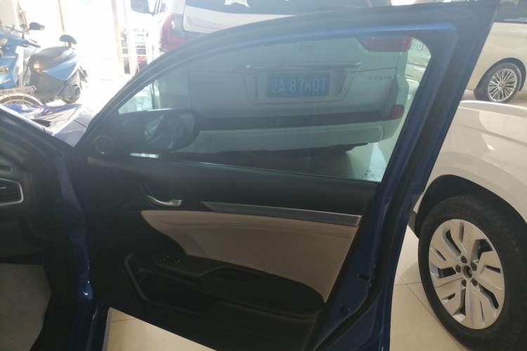 Used Honda Civic 2016 220TURBO CVT Luxury Edition
