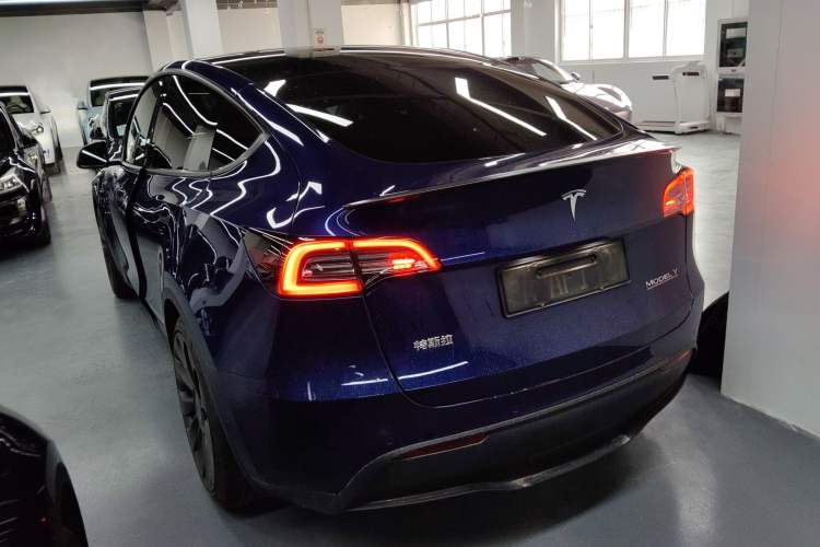 Used Tesla Model Y 2021 Performance High-Performance All-Wheel-Drive Version
