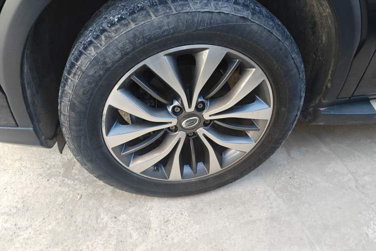 Used GAC Trumpchi GS8 2017 320T Two-Wheel Drive Luxury Smart Connectivity Version (7 Seats)
