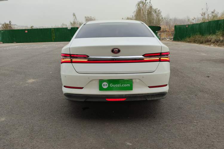 Used BYD Qin Pro 2019 Super Edition 1.5TI Automatic Smart Connect Enjoyment Model China VI Standard