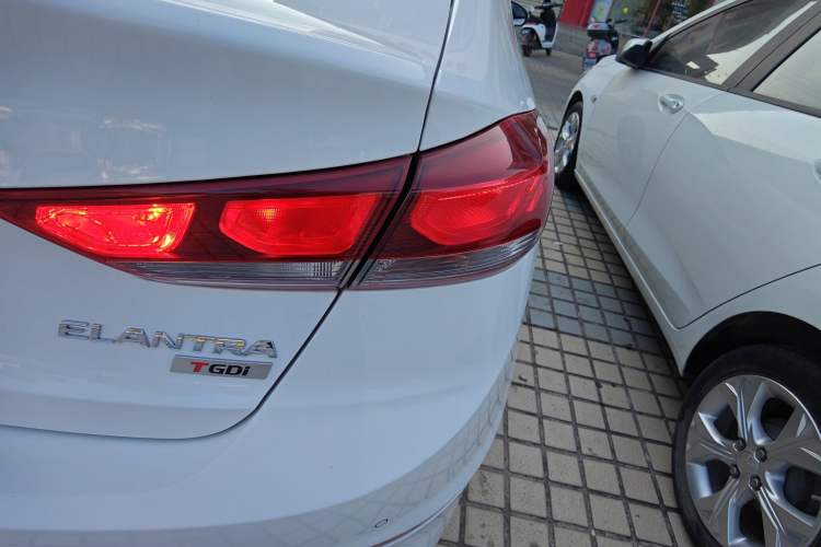 Used Hyundai Elantra 2018 1.4T Dual-Clutch Xuan Dong · Dynamic Edition
