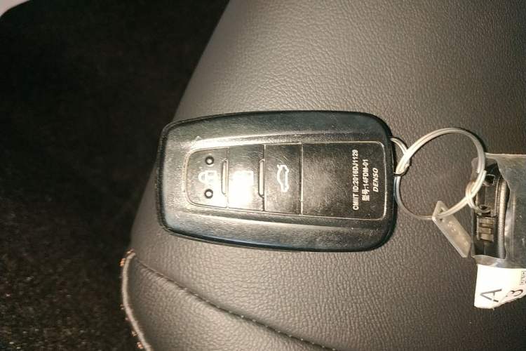 Used Toyota Camry 2018 2.5G Luxury Edition
