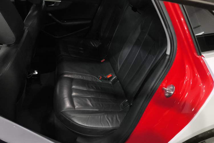 Used Audi A4L 2017 40 TFSI Style Edition
